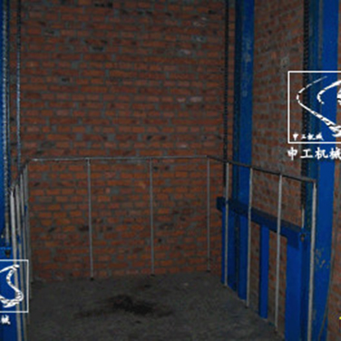 四柱機(jī)械式升降機(jī)