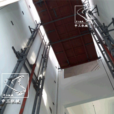 導(dǎo)軌升降機(jī)