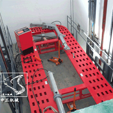 導(dǎo)軌式升降機(jī)